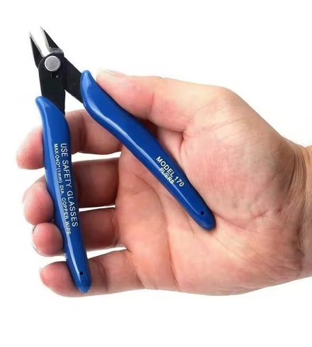 Flush Cutting Pliers with hand